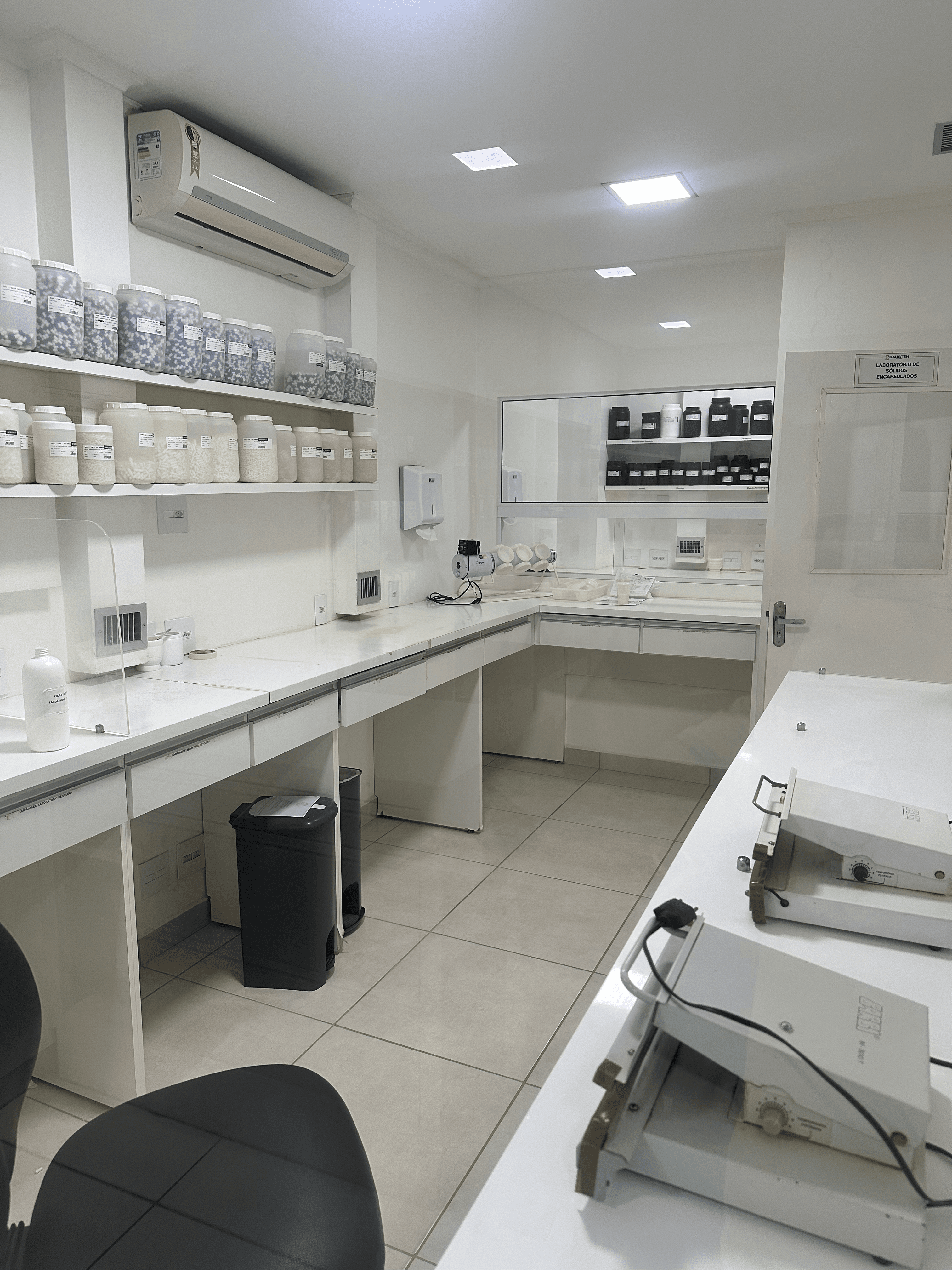 Interior da Sausten Pharma